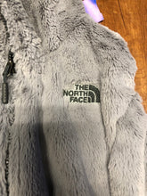 Load image into Gallery viewer, Size S The NorthFace Jacket Reversible vest black and soft fleece gray pockets