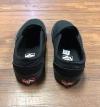 Load image into Gallery viewer, vans 7.5 shoes