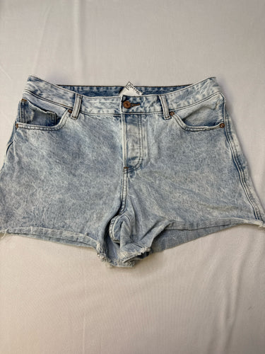 Womens Size 8 Express Shorts