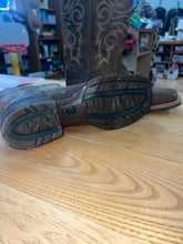 Load image into Gallery viewer, Shoes