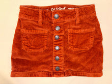 Load image into Gallery viewer, 4/5 Cat &amp; Jack Skirt