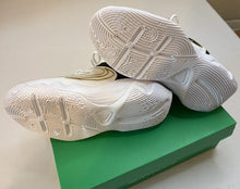 Load image into Gallery viewer, BNIB Kid's Size 5Y Nike Giannis Immortality 4 Basketball Shoes
