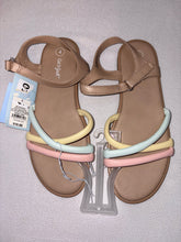 Load image into Gallery viewer, NWT Girl's Size 4 Cat &amp; Jack Sandals