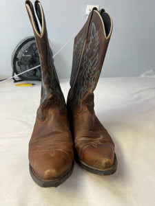 Laredo cowgirl boots 8--shoes