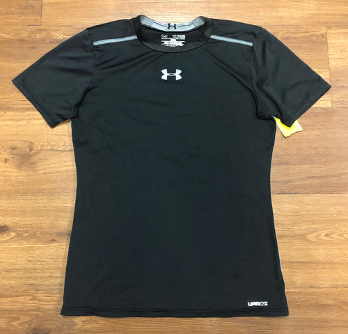 YOUTH XL under armour fitted heat gear shirt