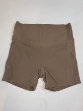 Load image into Gallery viewer, Women's Size L Halara Shorts