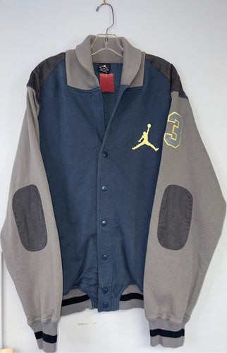 Size XL Jordan jacket