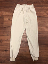Load image into Gallery viewer, womens Size 6 Lululemon jogger Pants