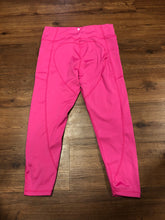 Load image into Gallery viewer, Women&#39;s Size L Victoria Secret Leggings w/ Pockets