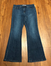 Load image into Gallery viewer, Size 12 Levi Strauss &amp; Co Jeans