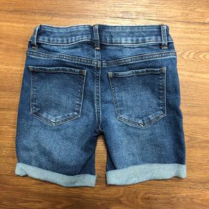 8 SO Shorts, distressed