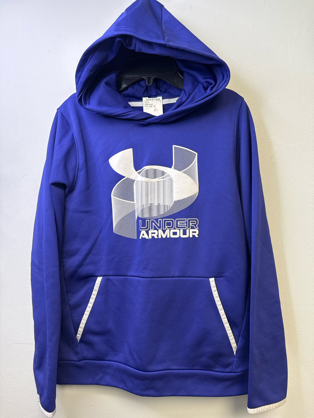 Girls Youth Large under armour Sweater