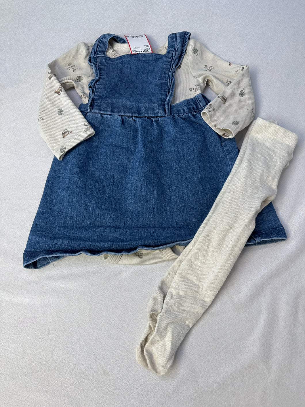 girls 18 mos Carters Outfit