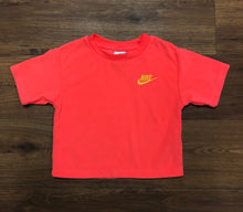 Load image into Gallery viewer, youth small  Nike girls crop Shirt