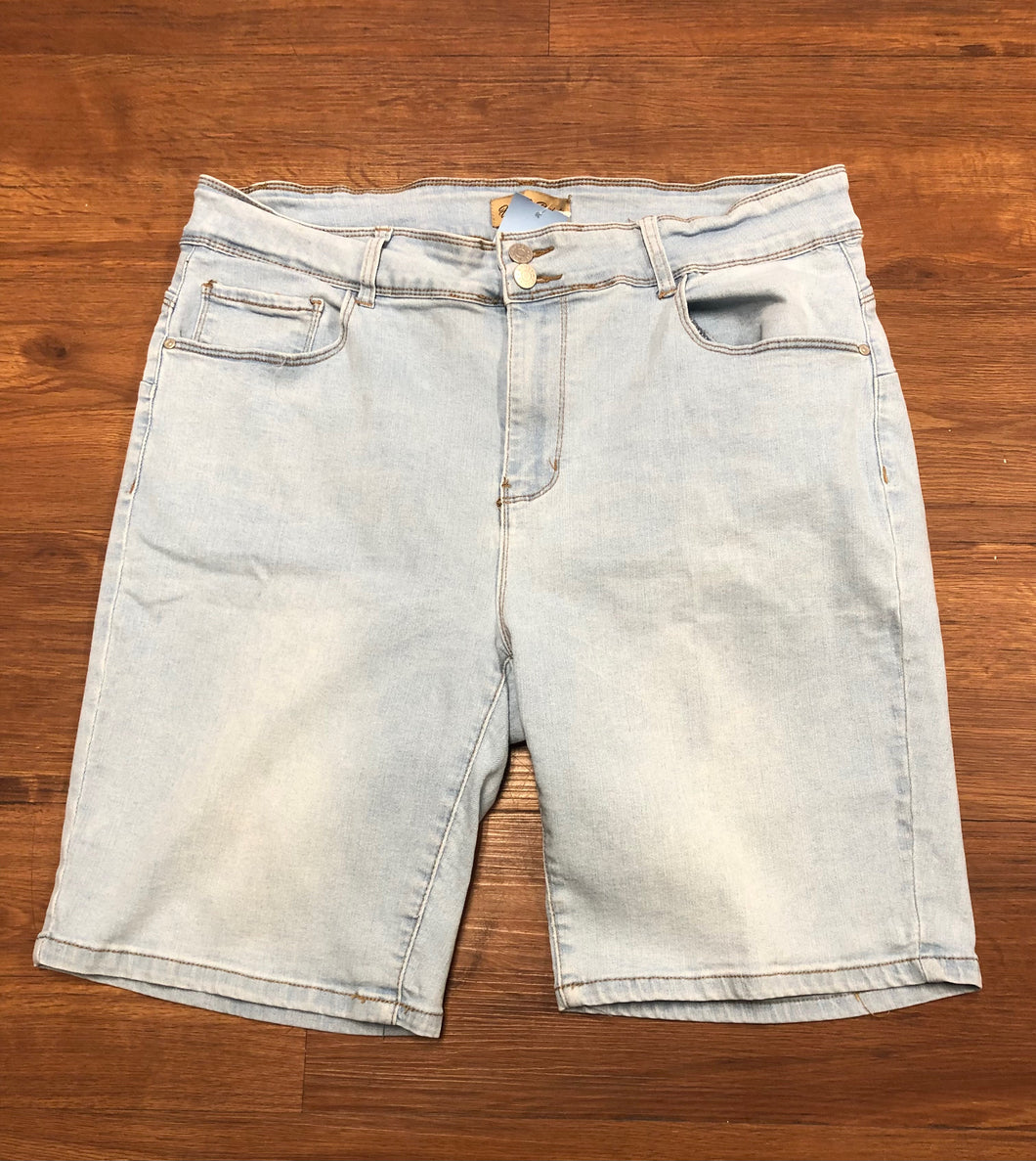 Size 22 Honey & Bristle Shorts