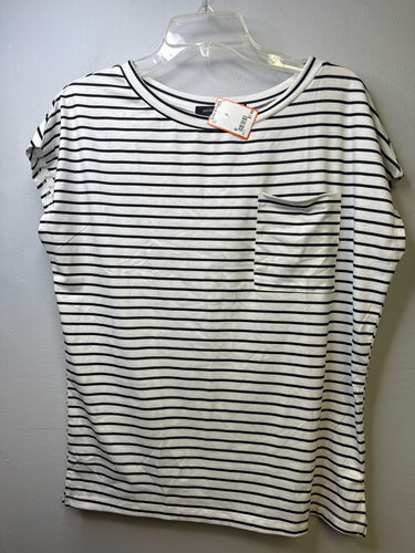 ladies Size M Shirt
