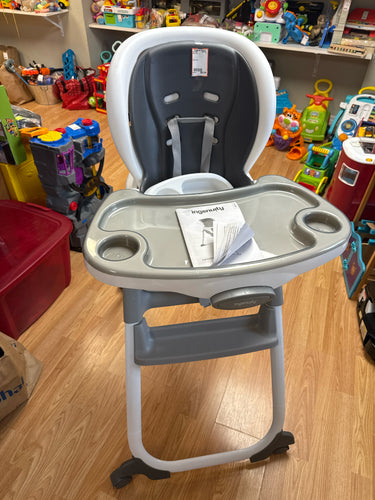 High chair PICK UP ONLY