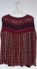 Load image into Gallery viewer, Size M Loft Sweater