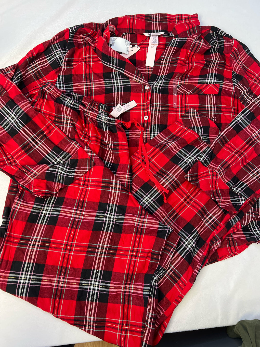 Size XL Victoria Secret bnwt pajamas