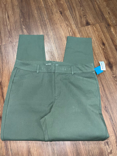 Size 16 old navy high rise pixie pants, new with tags