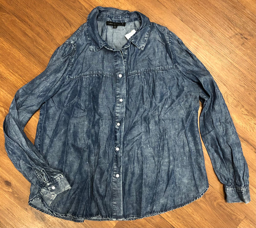 Size M Jane & Delancey Shirt