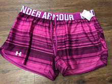 Load image into Gallery viewer, Size M under armour Shorts