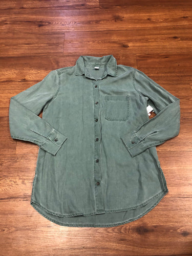 BNWT Women's Size S Old Navy Button Up Shirt