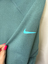 Load image into Gallery viewer, Size L Nike long sleeve