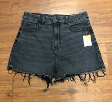 Load image into Gallery viewer, Size 8 American Eagle curvy mom Shorts