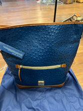 Load image into Gallery viewer, Dooney Ostrich hobo bnwt