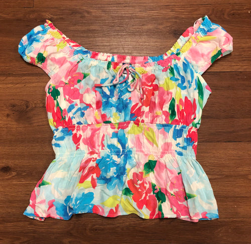 Size M old navy Shirt