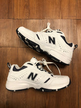 Load image into Gallery viewer, BNIB Men&#39;s New Balance 621 White Walking Training Sneakers Size 9