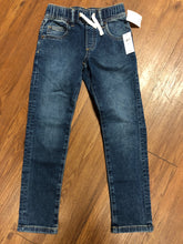 Load image into Gallery viewer, Gap Jeans NEW with tags slim pull on sweatpant jeans