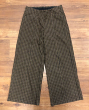 Load image into Gallery viewer, Size MP old navy Pants