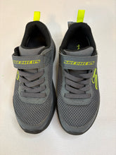 Load image into Gallery viewer, 13 Skechers Shoes