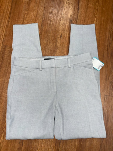 Size 4R skinny mid rise Express Pants