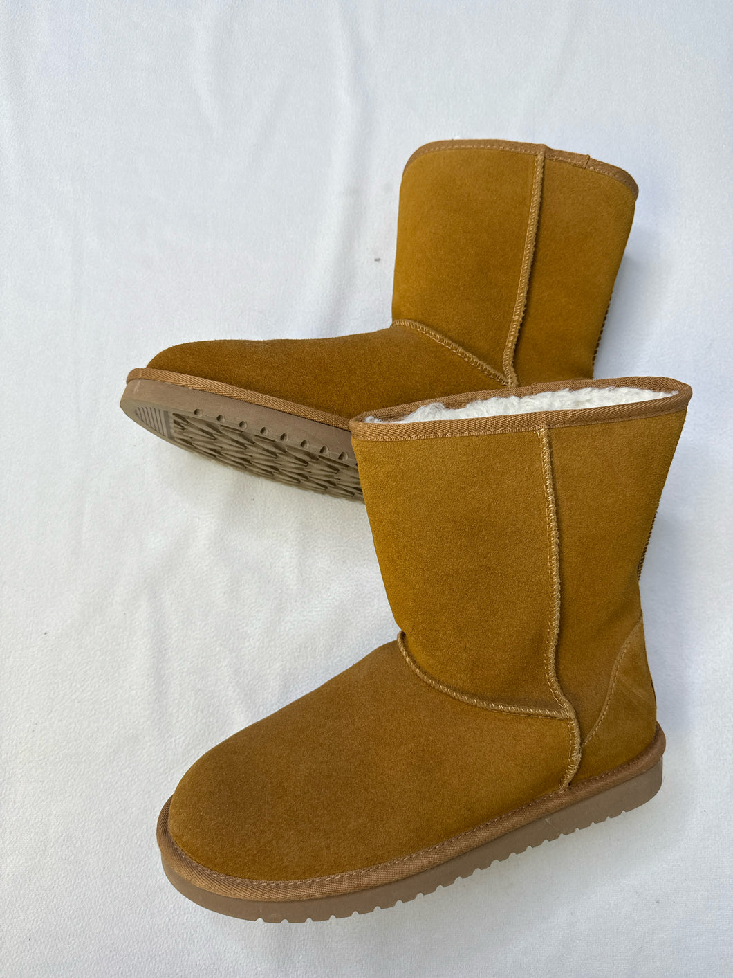 Koolaburra 8 shoes