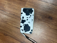 Load image into Gallery viewer, Purse - cow print