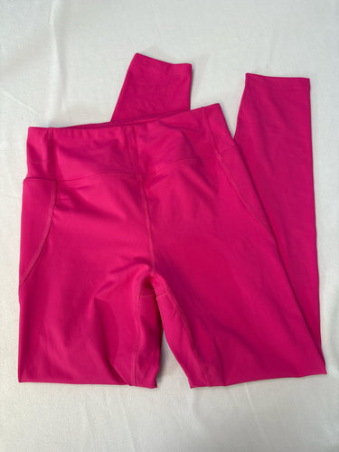 Size M Mono B Leggings