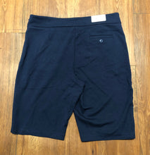Load image into Gallery viewer, Size XL Greg Norman Shorts