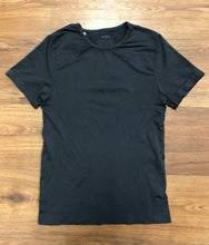 Load image into Gallery viewer, Size M Skims Shirt