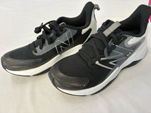 Load image into Gallery viewer, New Balance Shoes
