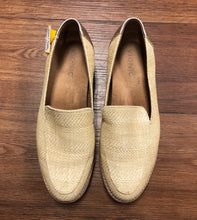 Load image into Gallery viewer, 8.5 shoes
