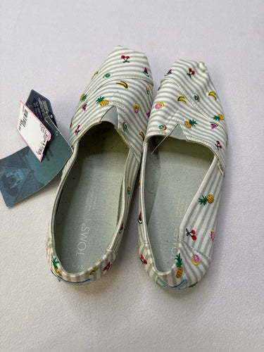 Toms 8.5 shoes