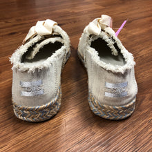 Load image into Gallery viewer, Toms 10 shoes