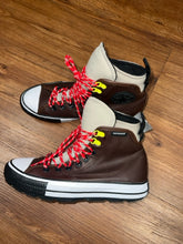 Load image into Gallery viewer, Converse 8.5 shoes