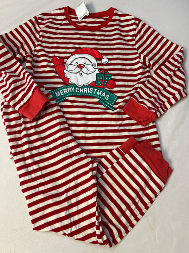 8 Christmas Pajamas