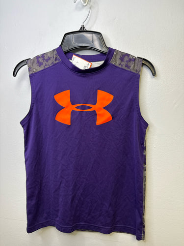 Boys Youth Medium under armour Shirt