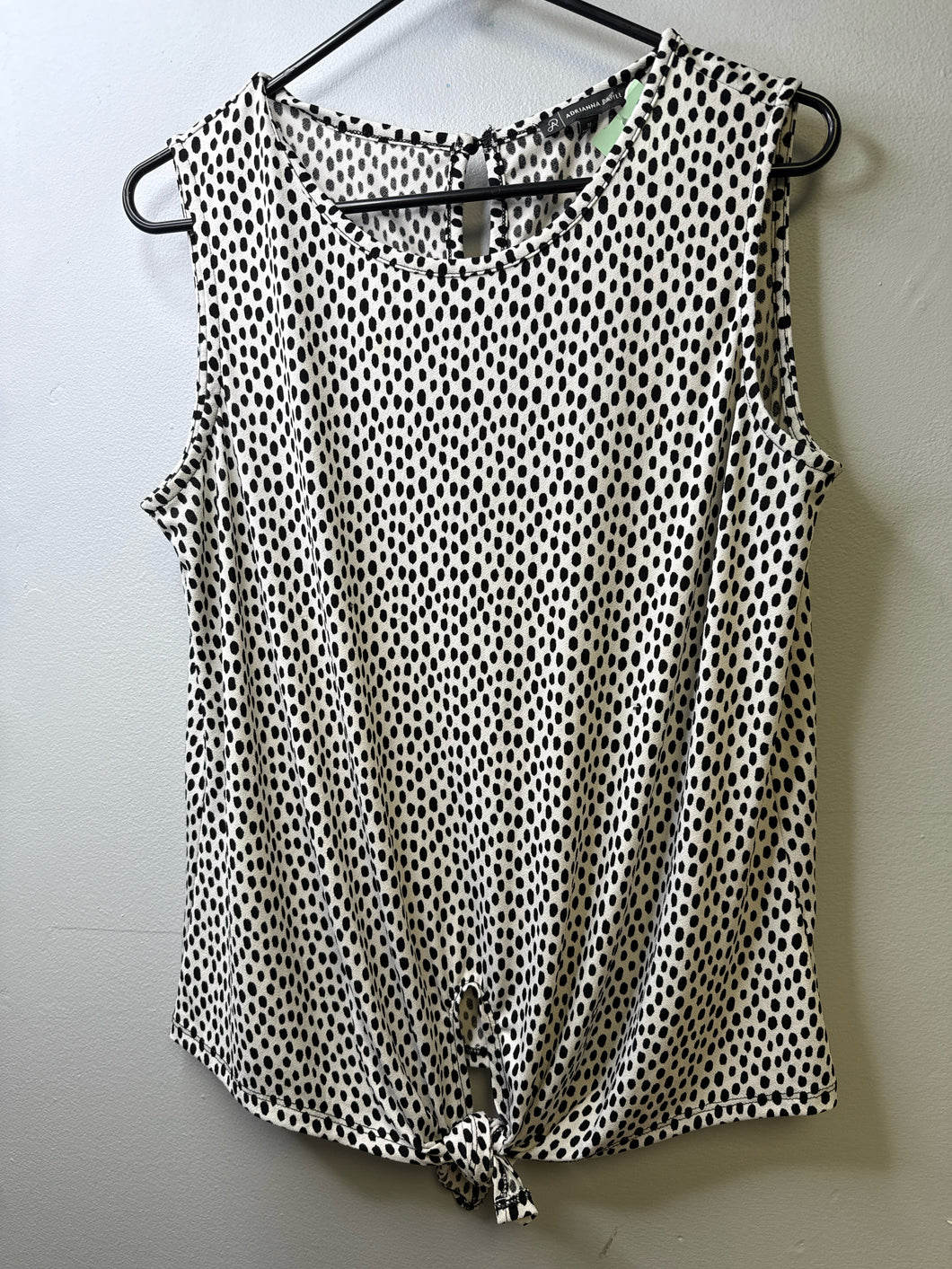 Size M Adrianna Papell Tank Top