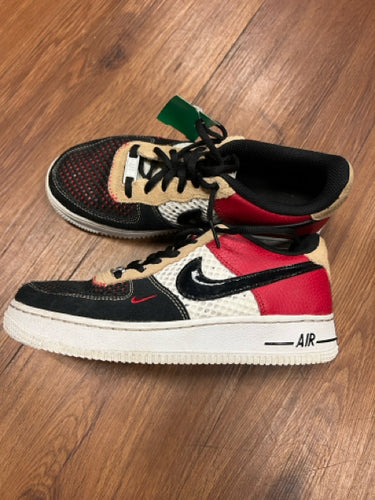 5 sneakers - youth size 5 air force 1 goat